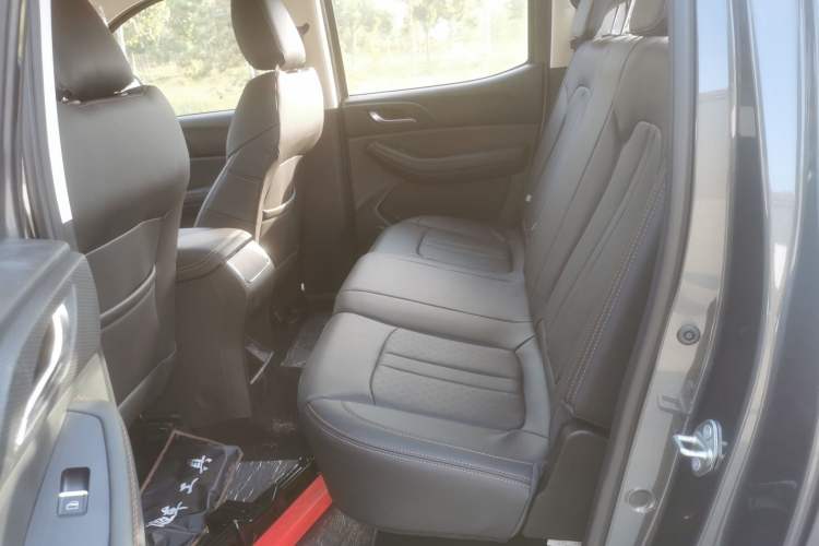 Used BAW Kaluli 2023 2.0L Automatic Long Wheelbase Achievement Edition Left Rear Seat