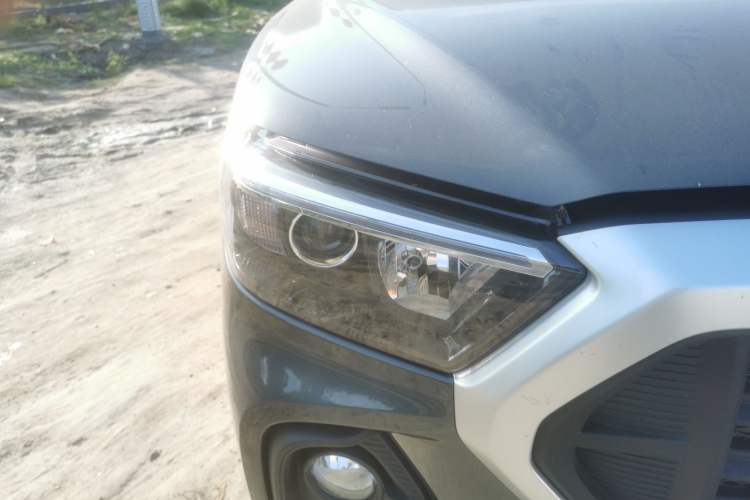 Used BAW Kaluli 2023 2.0L Automatic Long Wheelbase Achievement Edition Right Front Headlight