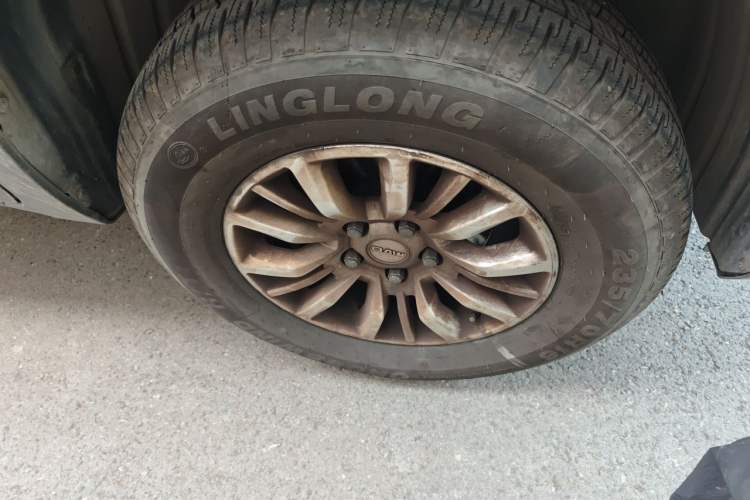 Used BAW Kaluli 2023 2.0L Manual Long Wheelbase Struggle Edition Right Front Wheel Hub