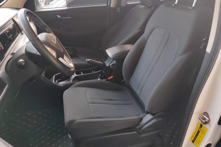 Used BAW Kaluli 2023 2.0L Manual Long Wheelbase Struggle Edition Left Front Seat