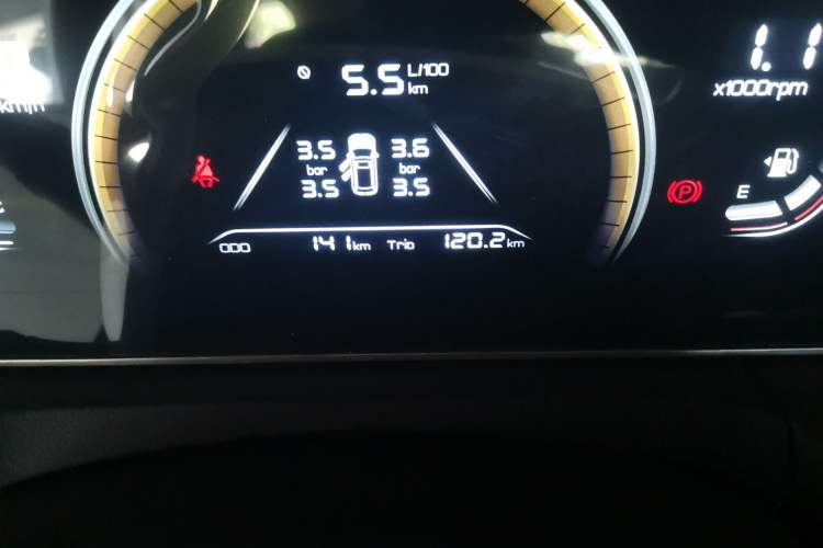 Used BAW Kaluli 2023 2.0L Manual Standard Wheelbase Youth Edition Odometer Close Up