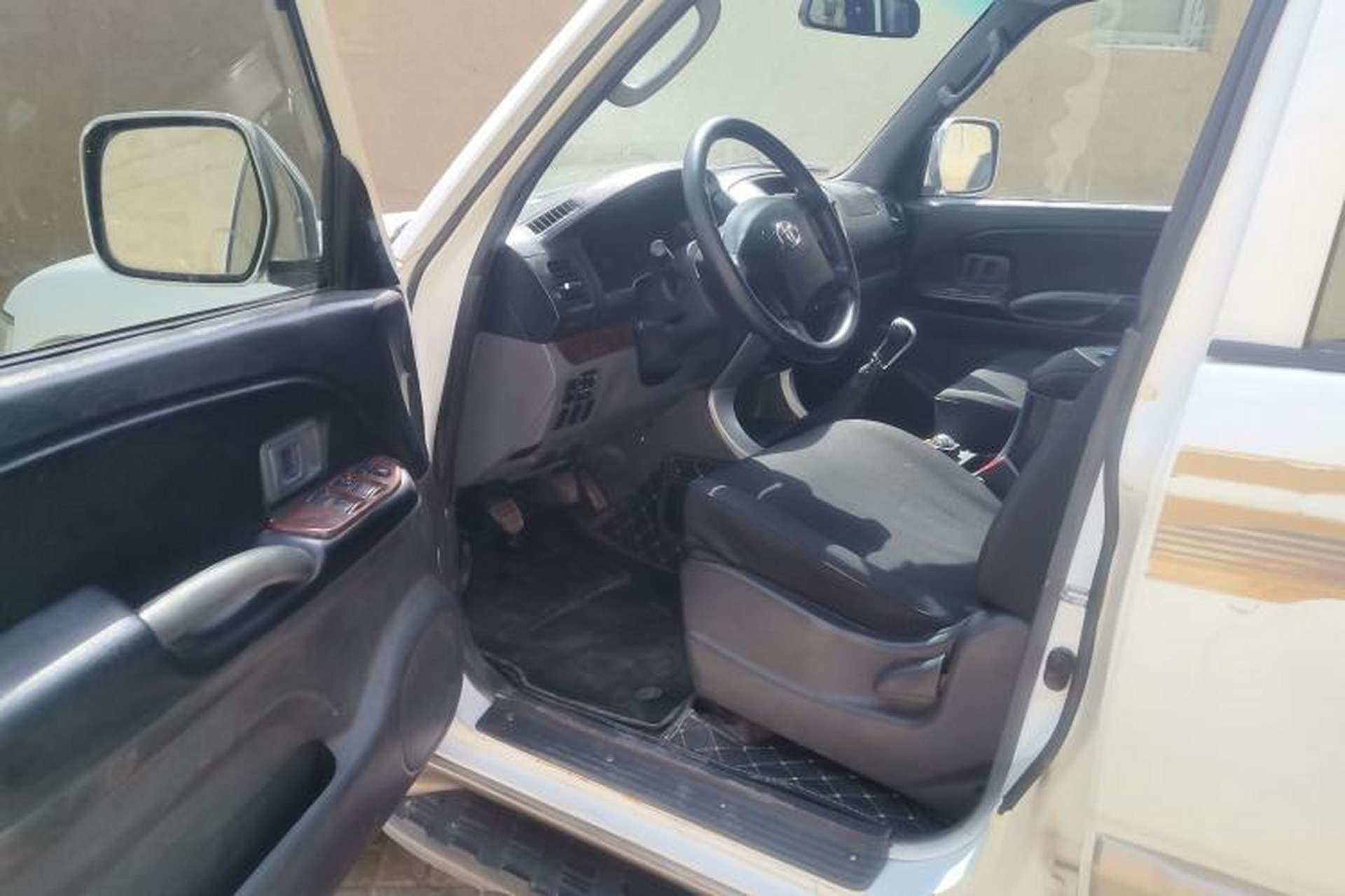 Used BAW Luba 2012 2.7L four-wheel drive version Driver Seat