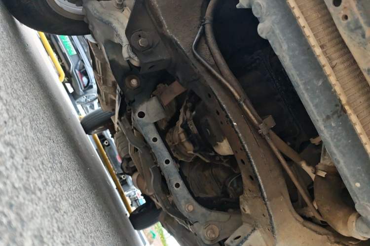 Used BAW Ruiling 2013 2.5T Luxury R425 Chassis Front