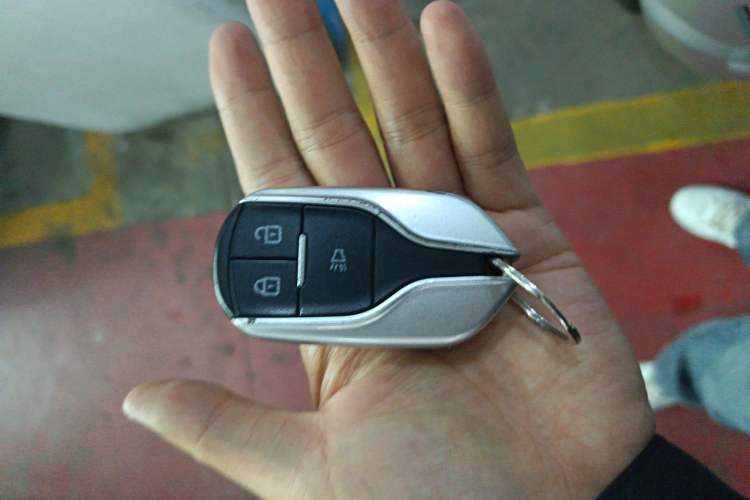 Used BAW Ruisheng Ace M7 2025 2.0L Automatic Long Wheelbase Flagship Version 7 Seats Vehicle Key