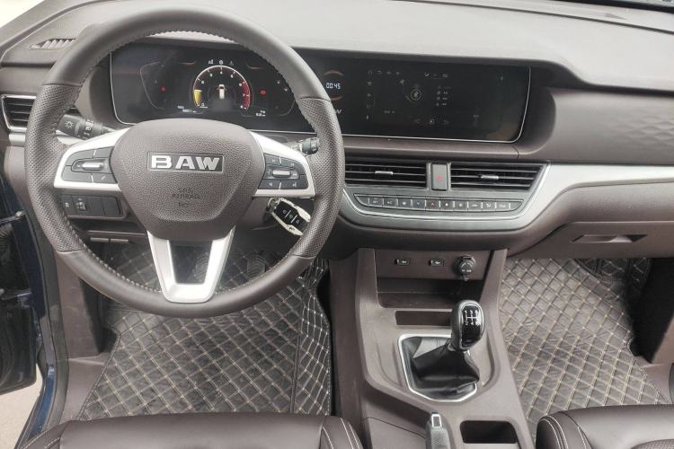Used BAW Ruisheng Ace M7 2023 1.6L Long-wheelbase Business Version 7 Seats Center Console