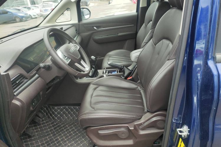 Used BAW Ruisheng Ace M7 2023 1.6L Long-wheelbase Business Version 7 Seats Left Front Seat