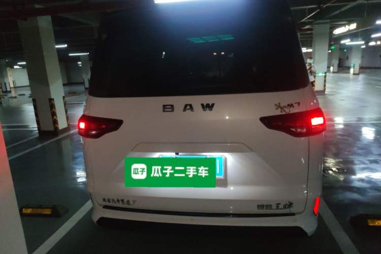 Used BAW Ruisheng Ace M7 2023 2.0L Automatic Long Wheelbase Enjoyment Version 7 Seats Rear