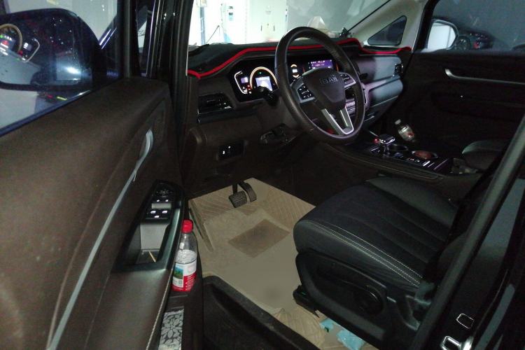 Used BAW Ruisheng Ace M7 2023 2.0L Automatic Long Wheelbase Enjoyment Version 7 Seats Driver Seat