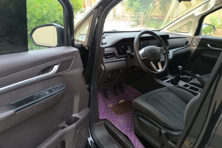 Used BAW Ruisheng Ace M7 2023 1.6L Standard Wheelbase Enjoy Edition 7-seater Driver Seat