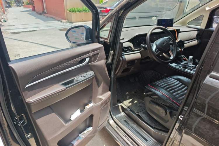Used BAW Ruisheng Ace M7 2023 2.0L Automatic Long Wheelbase Enjoyment Version 7 Seats Driver Seat