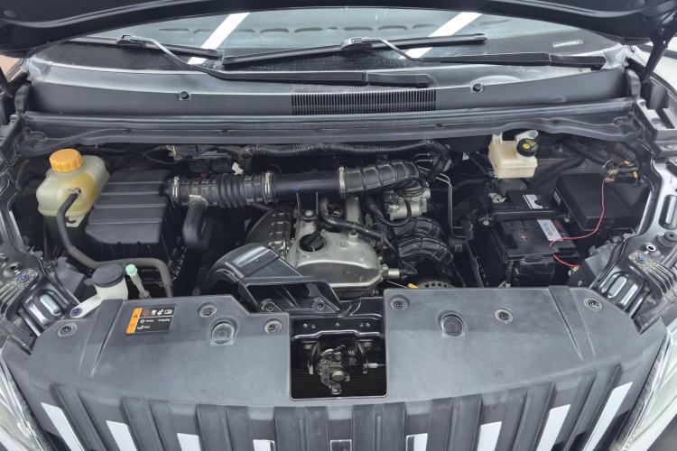 Used BAW Ruisheng Ace M7 2023 2.0L Automatic Long-wheelbase Business Version 7 Seats Engine Bay