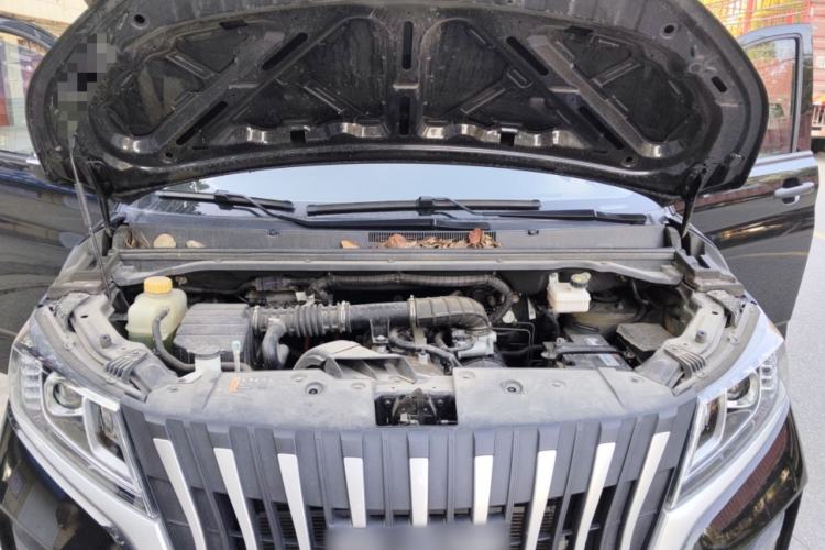 Used BAW Ruisheng Ace M7 2023 2.0L Long Wheelbase Wealth Creation Version 7 Seats Engine Bay