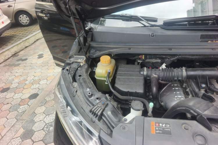 Used BAW Ruisheng Ace M7 2023 2.0L Automatic Long-wheelbase Business Version 7 Seats Engine Bay Right