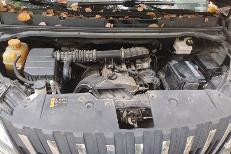 Used BAW Ruisheng Ace M7 2023 2.0L CNG Long Wheelbase Enjoyment Version 7 Seats Engine Bay
