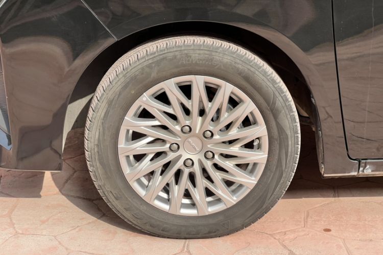 Used BAW Ruisheng Ace M7 2023 2.0L Automatic Long Wheelbase Enjoyment Version 7 Seats Exterior 2