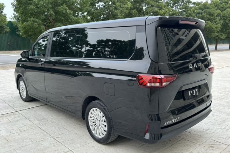 Used BAW Ruisheng Ace M7 2023 2.0L Automatic Long-wheelbase Business Version 7 Seats Exterior 3