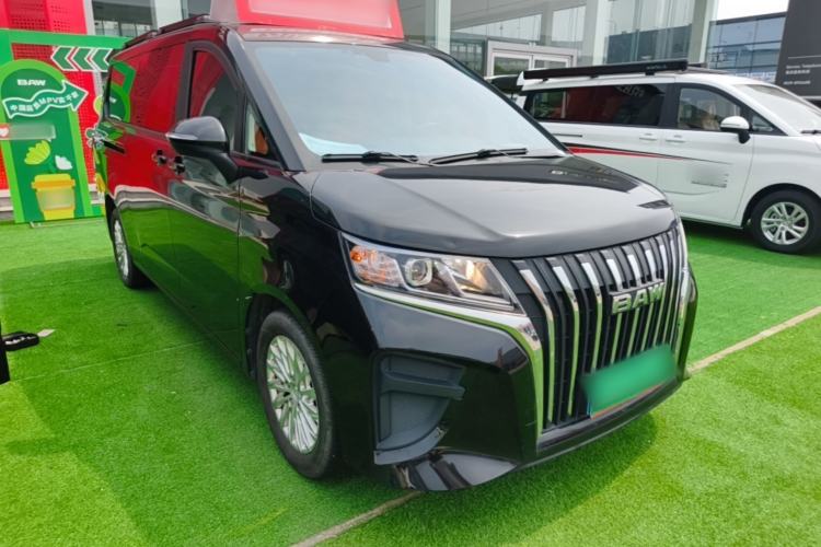 Used BAW Ruisheng Ace M7 2023 2.0L Automatic Long Wheelbase Enjoyment Version 7 Seats Front Right 45 Deg