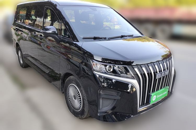 Used BAW Ruisheng Ace M7 2023 2.0L Long Wheelbase Wealth Creation Version 7 Seats Front Right 45 Deg
