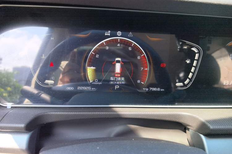 Used BAW Ruisheng Ace M7 2023 2.0L Automatic Long-wheelbase Business Version 7 Seats Instrument Cluster