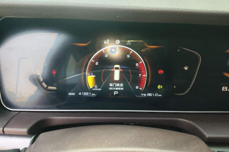 Used BAW Ruisheng Ace M7 2023 2.0L Automatic Long-wheelbase Business Version 7 Seats Instrument Cluster