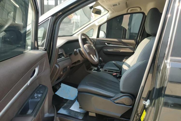 Used BAW Ruisheng Ace M7 2023 2.0L Long Wheelbase Wealth Creation Version 7 Seats Interior 1