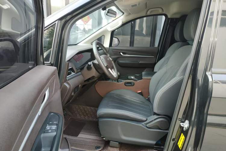 Used BAW Ruisheng Ace M7 2023 1.6L Standard Wheelbase Wealth Creation Version 7 Seats Interior 1
