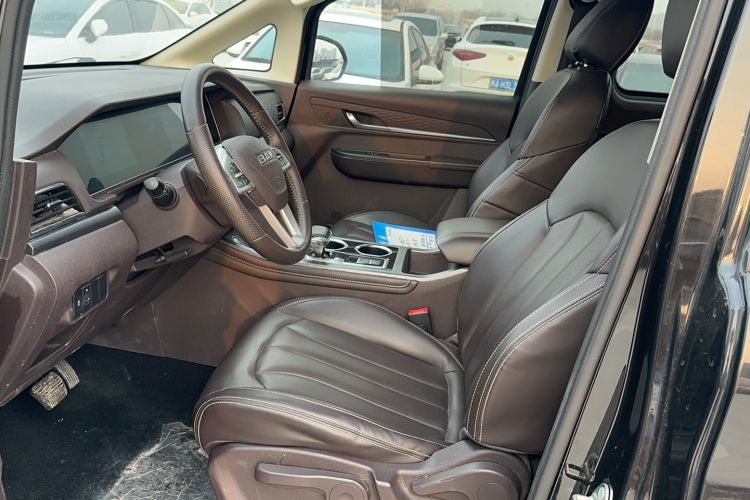 Used BAW Ruisheng Ace M7 2023 2.0L Automatic Long-wheelbase Business Version 7 Seats Interior 1
