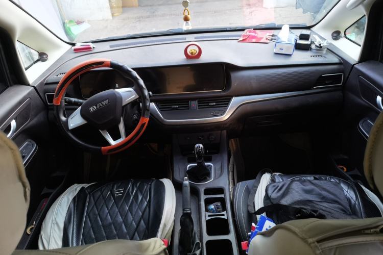 Used BAW Ruisheng Ace M7 2023 1.6L Long Wheelbase Wealth Creation Version 7 Seats Interior 2