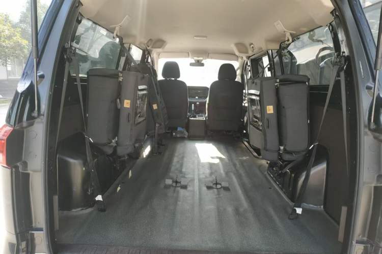 Used BAW Ruisheng Ace M7 2023 2.0L Long Wheelbase Wealth Creation Version 7 Seats Interior 7
