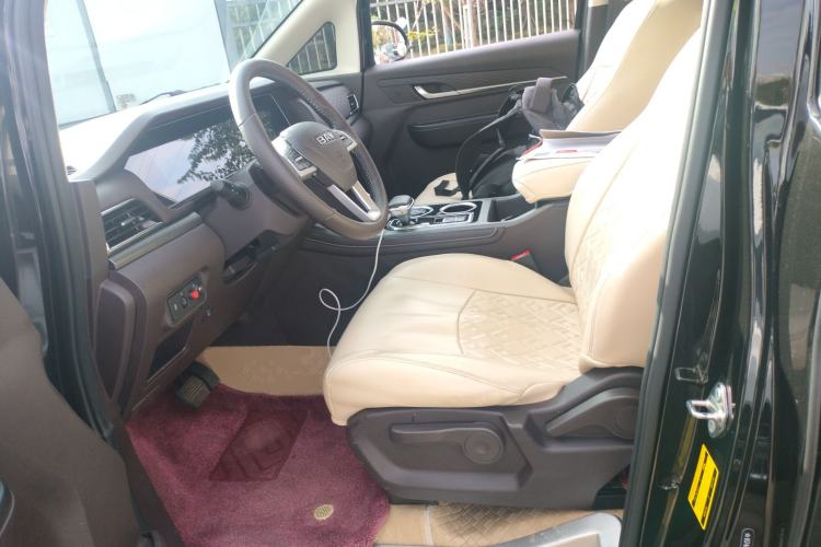 Used BAW Ruisheng Ace M7 2023 2.0L Automatic Long-wheelbase Business Version 7 Seats Left Front Seat