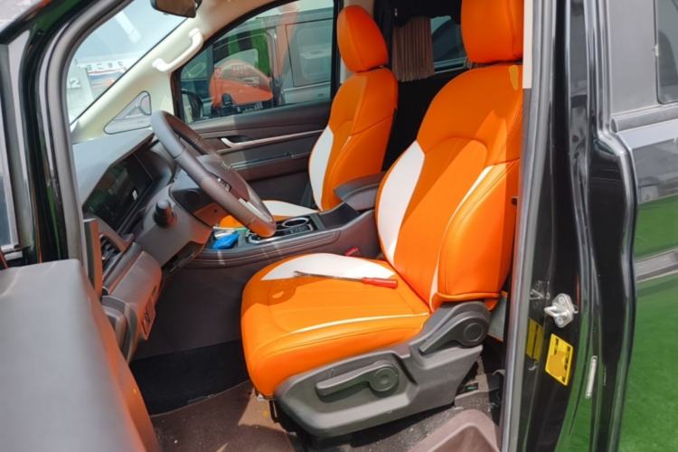 Used BAW Ruisheng Ace M7 2023 2.0L Automatic Long Wheelbase Enjoyment Version 7 Seats Left Front Seat