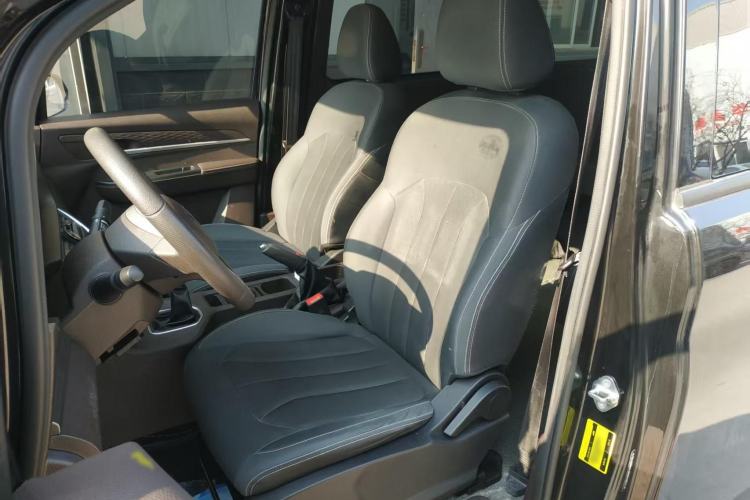 Used BAW Ruisheng Ace M7 2023 2.0L Long Wheelbase Wealth Creation Version 7 Seats Left Front Seat