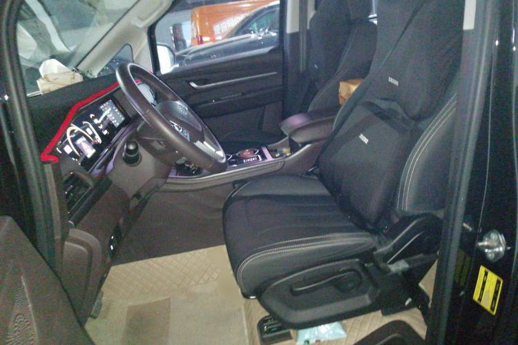 Used BAW Ruisheng Ace M7 2023 2.0L Automatic Long Wheelbase Enjoyment Version 7 Seats Left Front Seat