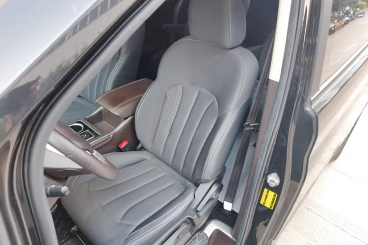 Used BAW Ruisheng Ace M7 2023 2.0L Automatic Long Wheelbase Enjoyment Version 7 Seats Left Front Seat