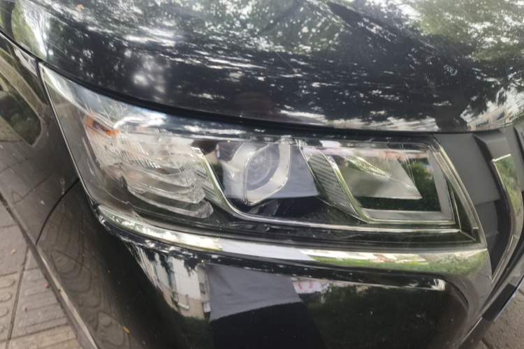 Used BAW Ruisheng Ace M7 2023 2.0L Long-wheelbase Executive Version 9 Seats Right Front Headlight