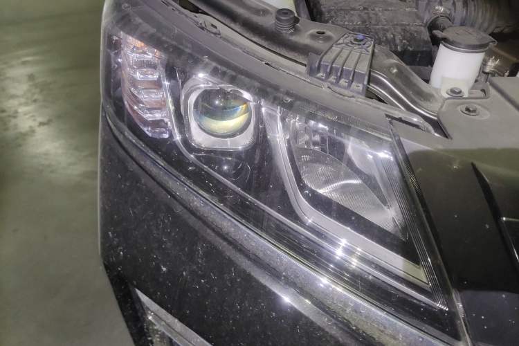 Used BAW Ruisheng Ace M7 2023 2.0L Automatic Long-wheelbase Business Version 7 Seats Right Front Headlight