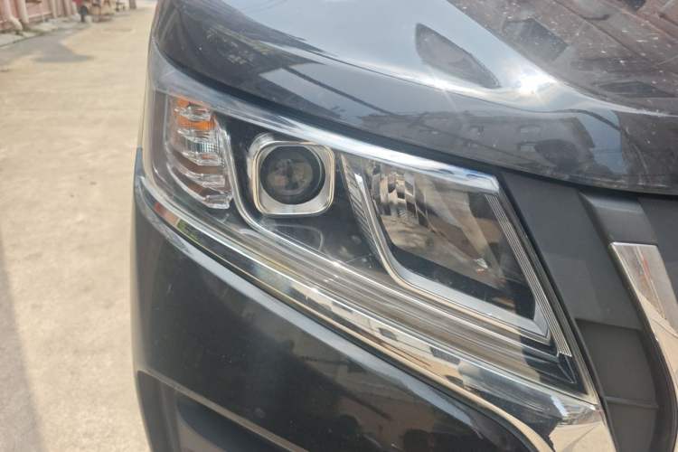 Used BAW Ruisheng Ace M7 2023 2.0L Automatic Long Wheelbase Enjoyment Version 7 Seats Right Front Headlight