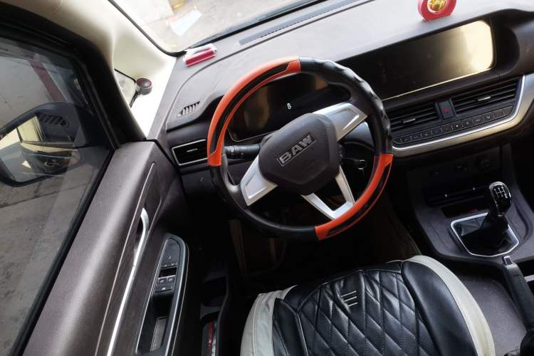 Used BAW Ruisheng Ace M7 2023 1.6L Long Wheelbase Wealth Creation Version 7 Seats Steering Wheel