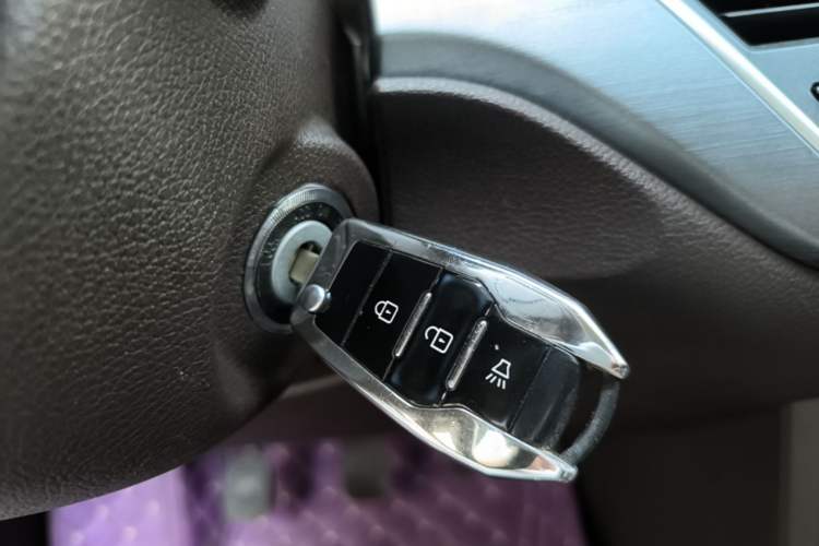 Used BAW Ruisheng Ace M7 2023 1.6L Standard Wheelbase Enjoy Edition 7-seater Vehicle Key