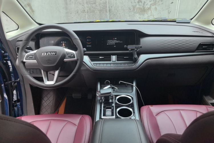 Used BAW Ruisheng Ace M7 2023 2.0L Automatic Long Wheelbase Enjoyment Version 7 Seats Center Console