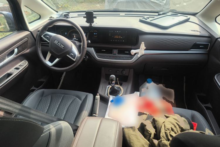 Used BAW Ruisheng Ace M7 2023 1.6L Standard Wheelbase Enjoy Edition 7-seater Center Console