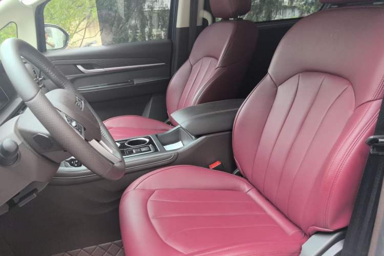 Used BAW Ruisheng Ace M7 2023 2.0L Automatic Long Wheelbase Enjoyment Version 7 Seats Left Front Seat
