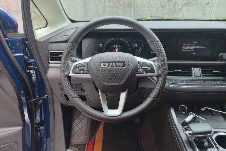 Used BAW Ruisheng Ace M7 2023 2.0L Automatic Long Wheelbase Enjoyment Version 7 Seats Steering Wheel