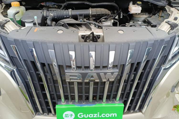 Used BAW Ruisheng Ace M7 2023 2.0L Automatic Long-wheelbase Business Version 7 Seats Engine Bay