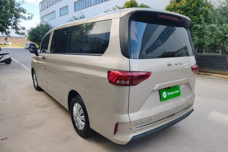 Used BAW Ruisheng Ace M7 2023 2.0L Long Wheelbase Wealth Creation Version 7 Seats Exterior 2