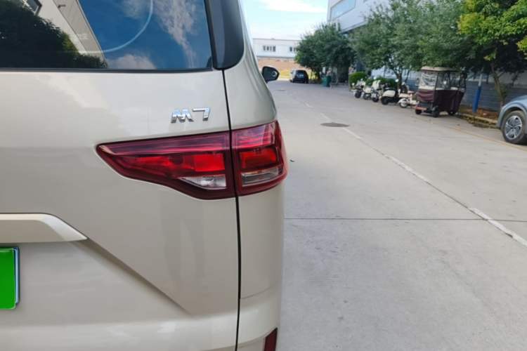 Used BAW Ruisheng Ace M7 2023 2.0L Long Wheelbase Wealth Creation Version 7 Seats Exterior 3