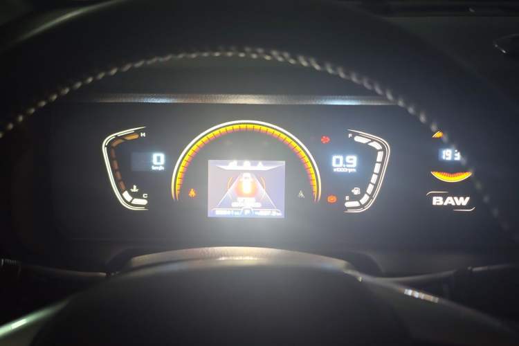 Used BAW Ruisheng Ace M7 2023 2.0L Automatic Long Wheelbase Enjoyment Version 7 Seats Instrument Cluster