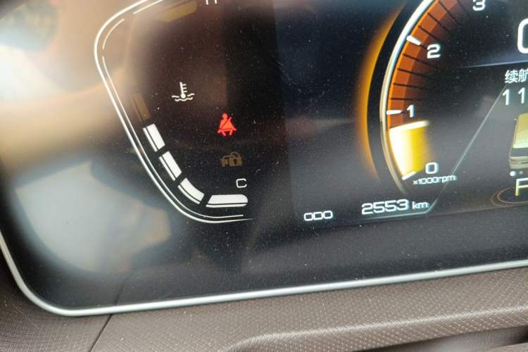 Used BAW Ruisheng Ace M7 2023 2.0L Automatic Long-wheelbase Business Version 7 Seats Odometer Close Up