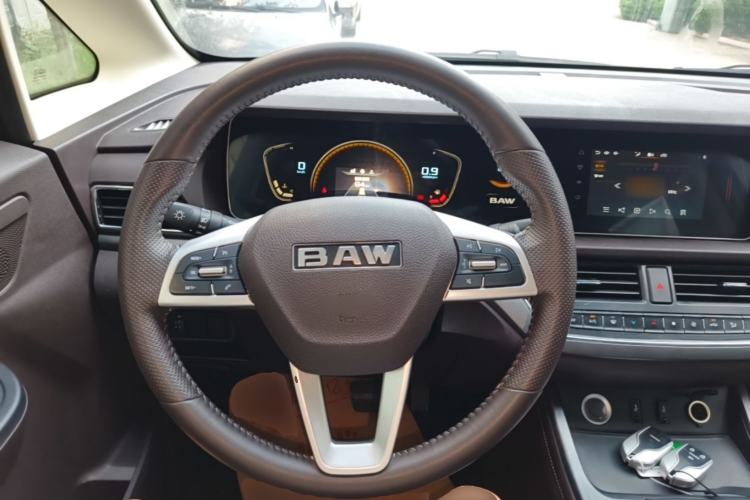 Used BAW Ruisheng Ace M7 2023 2.0L Automatic Long Wheelbase Enjoyment Version 7 Seats Steering Wheel
