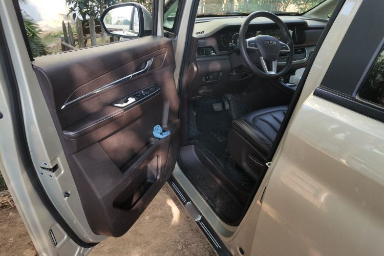 Used BAW Ruisheng Ace M7 2023 2.0L Automatic Long Wheelbase Business Version 9 Seats Driver Seat